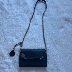 Chic Black Leather Shoulder Bag